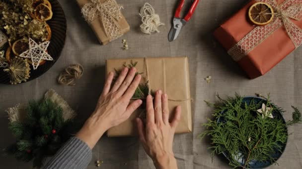 Christmas gifts packaging. — Stock Footage Christmas gifts packaging. Royalty Free Stock Video