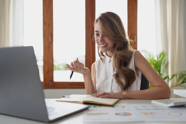 Attractive Smiling Young Asian Woman Video Call Laptop Computer — Foto de Stock