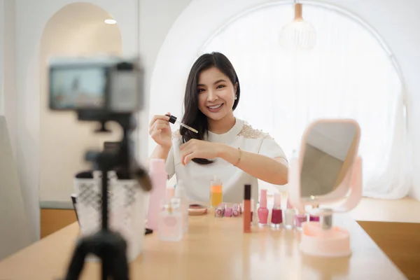 Professional Beauty Make Artist Vlogger Live Stream Makeup Tutorial — Φωτογραφία Αρχείου