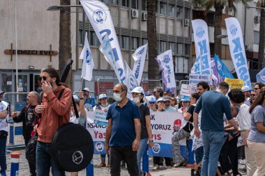 05,01,2022 Mayıs 1. Miting, işçi ve işçi gününde düzenlenen büyük bir mitingle kutlandı..