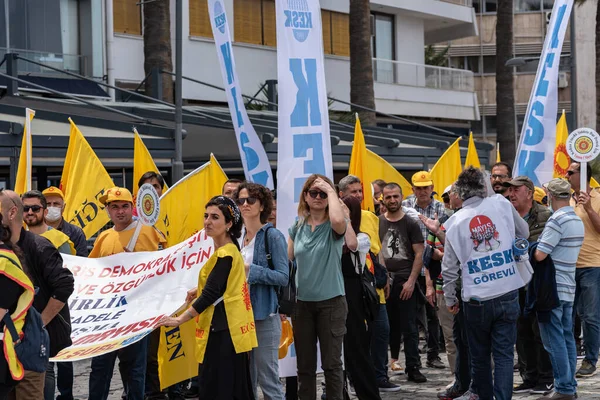 05,01,2022 Mayıs 1. Miting, işçi ve işçi gününde düzenlenen büyük bir mitingle kutlandı..