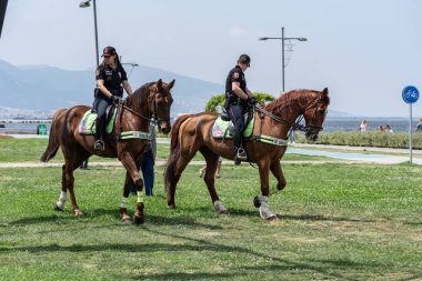 05.01.2022, Alsancak, Türkiye, İzmir 1 Mayıs 'ta düzenlenen gösteriler sırasında güvenlik görevinde bulundu.