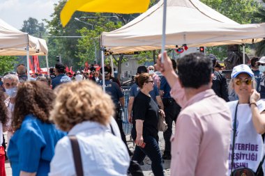 05.01.2022, İzmir, Türkiye, 1 Mayıs yürüyüşü işçi ve işçi gününde düzenlenen büyük mitingle kutlandı