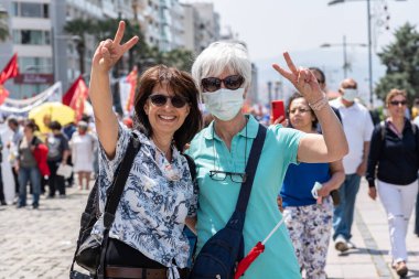 05.01.2022, İzmir, Türkiye, 1 Mayıs yürüyüşü işçi ve işçi gününde düzenlenen büyük mitingle kutlandı