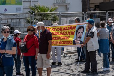 05.01.2022, İzmir, Türkiye, 1 Mayıs yürüyüşü işçi ve işçi gününde düzenlenen büyük mitingle kutlandı
