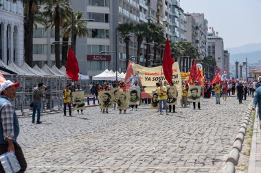 05.01.2022, İzmir, Türkiye, 1 Mayıs yürüyüşü işçi ve işçi gününde düzenlenen büyük mitingle kutlandı