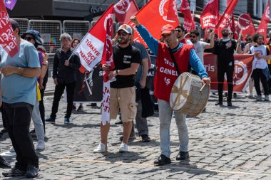05.01.2022, İzmir, Türkiye, 1 Mayıs yürüyüşü işçi ve işçi gününde düzenlenen büyük mitingle kutlandı