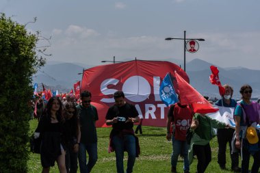 05.01.2022, İzmir, Türkiye, Edip Akbayram konseri 1 Mayıs 'ta İzmir' de düzenlenen mitingde coşkuyla dinlendi..