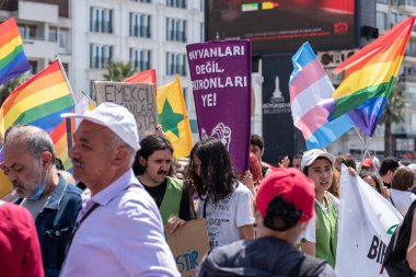05.01.2022, İzmir, Türkiye, Edip Akbayram konseri 1 Mayıs 'ta İzmir' de düzenlenen mitingde coşkuyla dinlendi..