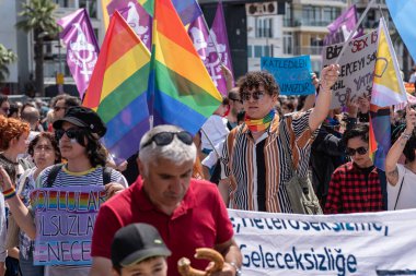 05.01.2022, İzmir, Türkiye, Edip Akbayram konseri 1 Mayıs 'ta İzmir' de düzenlenen mitingde coşkuyla dinlendi..