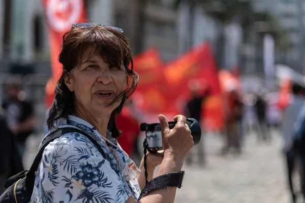 05.01.2022, İzmir, Türkiye, 1 Mayıs yürüyüşü işçi ve işçi gününde düzenlenen büyük mitingle kutlandı
