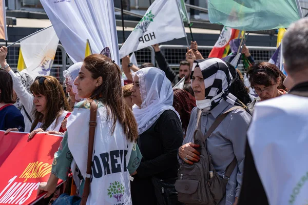 05.01.2022, İzmir, Türkiye, Edip Akbayram konseri 1 Mayıs 'ta İzmir' de düzenlenen mitingde coşkuyla dinlendi..