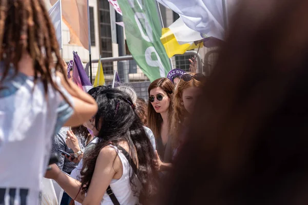 05.01.2022, İzmir, Türkiye, Edip Akbayram konseri 1 Mayıs 'ta İzmir' de düzenlenen mitingde coşkuyla dinlendi..