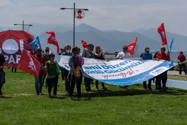 05.01.2022, İzmir, Türkiye, Edip Akbayram konseri 1 Mayıs 'ta İzmir' de düzenlenen mitingde coşkuyla dinlendi..