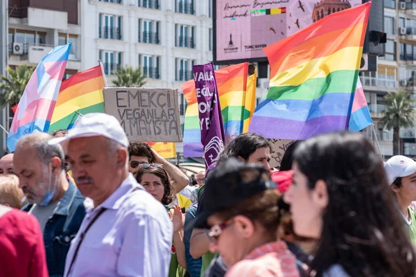 05.01.2022, İzmir, Türkiye, Edip Akbayram konseri 1 Mayıs 'ta İzmir' de düzenlenen mitingde coşkuyla dinlendi..