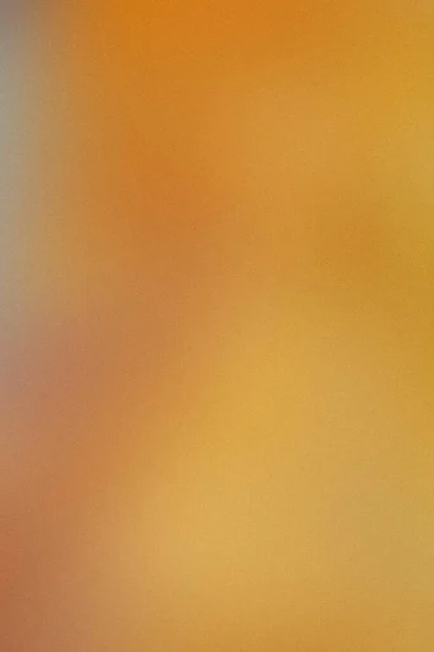 ファンシー粒度テクスチャ オレンジのグラデーションの背景 スプレーペイントブラシ 金の低トーングラデーション ローファイのミニマルな背景 青の背景がぼやけている カラフルなテクスチャノイズ 集中していない背景 — ストック写真