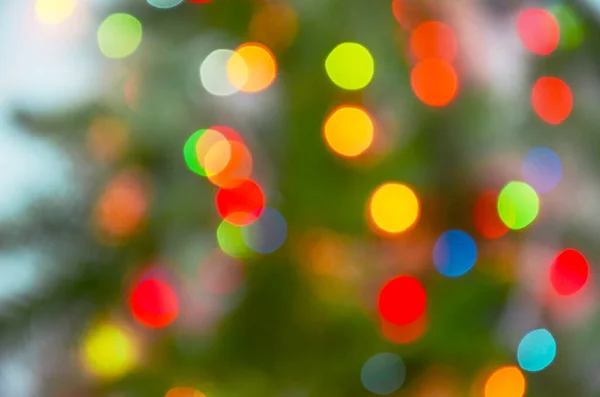 Fundo Colorido Árvore Natal Bokeh Luzes Espumantes Focadas Fundo Conceito — Fotografia de Stock