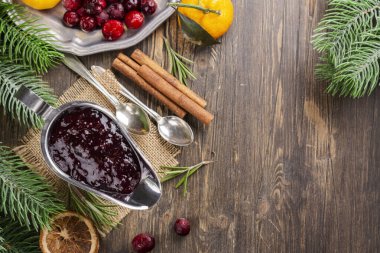 Noel Kızılcık Sosu