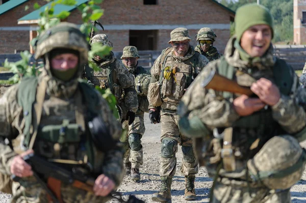 Ουκρανικός Στρατός Δει Κατά Διάρκεια Των Διεθνών Στρατιωτικών Ασκήσεων Ταχεία — Φωτογραφία Αρχείου