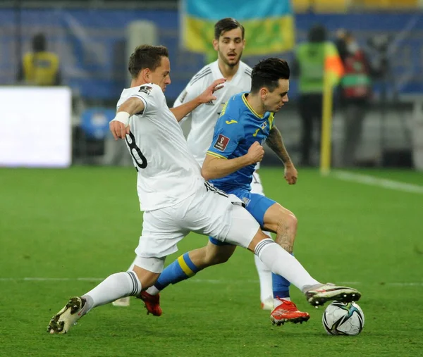 2014 Mykola Shaparenko Ball Amir Hadziahmetovic Bosnia Herzegovina Fifa World — 스톡 사진