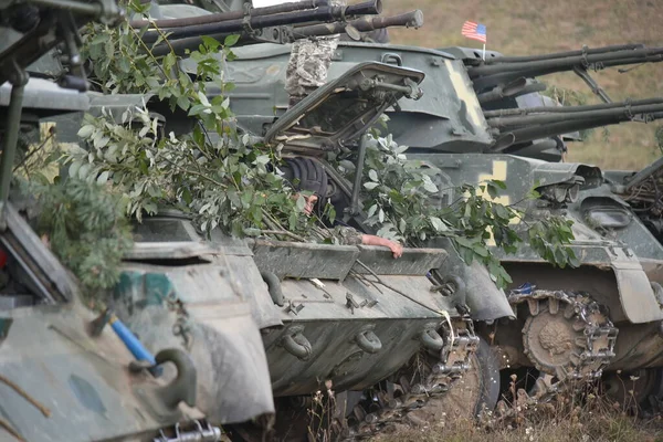 Zırhlı araçtaki Ukraynalı asker, Lviv yakınlarındaki Ulusal Kara Kuvvetleri Akademisi 'nin Uluslararası Barış ve Güvenlik Merkezi' nde düzenlenen hızlı trident 2019 tatbikatında görüldü..