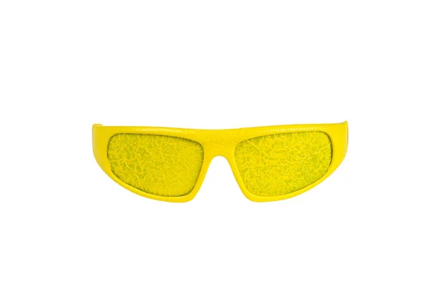 Gelbe Sonnenbrille Auf Weißem Hintergrund Zubehör Zur Verbesserung Der Sehkraft — Stockfoto