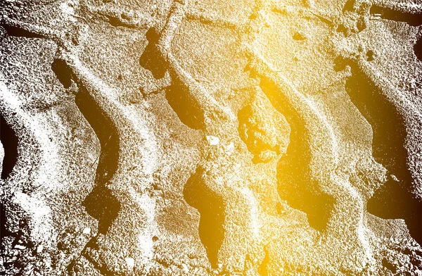 Роскошный Золотистый Металлический Градиентный Фон Следами Шин Поверхности Земли Векторная — стоковый вектор