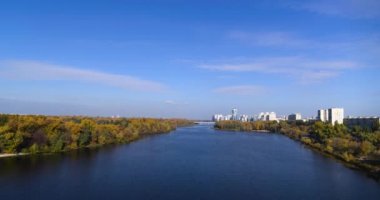Rusanovka Adası yakınlarındaki Dnieper Körfezi havadan panoramik manzara