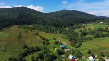 Dağ köyü gökyüzü manzarası