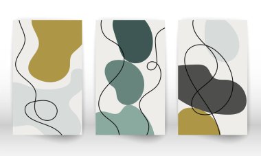 Bir dizi geometrik şekil. Soyut el çizimi suluboya efekt tasarım elementleri. Modern sanat baskısı. Karalama şekilli çağdaş tasarım.