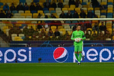 KYIV, UKRAINE - 27 Ekim 2020: Samir Handanoviç. UEFA Şampiyonlar Ligi karşılaşması Shakhtar Donetsk ile Inter Milan arasında Kyiv Olimpiyskyi Stadyumu 'nda oynanacak.