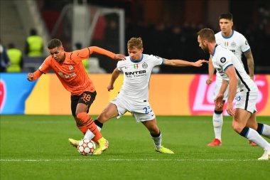 KYIV, UKRAINE - 27 Ekim 2020: orta saha oyuncusu Pedrihno (38). UEFA Şampiyonlar Ligi karşılaşması Shakhtar Donetsk ile Inter Milan arasında Kyiv Olimpiyskyi Stadyumu 'nda oynanacak.