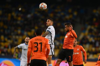 KYIV, UKRAINE - 27 Ekim 2020: Matias Vecino. UEFA Şampiyonlar Ligi karşılaşması Shakhtar Donetsk ile Inter Milan arasında Kyiv Olimpiyskyi Stadyumu 'nda oynanacak.