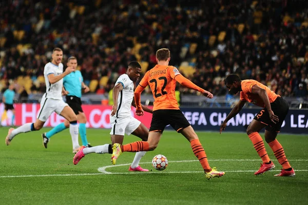 KYIV, UKRAINE - 27 Ekim 2020: UEFA Şampiyonlar Ligi maçı Shakhtar Donetsk-Inter Milan maçı Kyiv Olimpiyskyi 'deki NSC Olimpiyski Stadyumu' nda yapıldı.