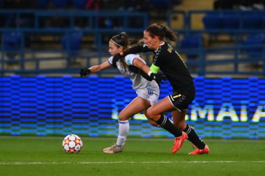 KHARKIV, UKRAINE - 6 Ekim 2021: FC Kharkiv - FC Real Madrid arasındaki UEFA Kadınlar Şampiyonlar Ligi maçı