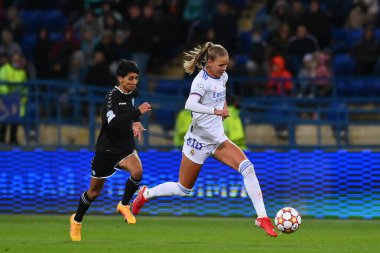 KHARKIV, UKRAINE - 6 Ekim 2021 Caroline Moller. UEFA Kadınlar Ligi karşılaşması FC Kharkiv ile FC Real Madrid arasındaki