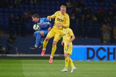 KHARKIV, UKRAINE - 1 Ekim 2021: Ukrayna PFL FC Metalist Kremin 'e karşı futbol maçı