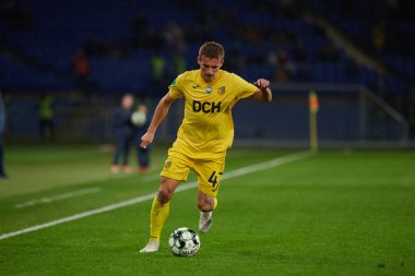 KHARKIV, UKRAINE - 1 Ekim 2021: Yuriy Romanyuk. Ukraynalı PFL Metalist, Kremin 'e karşı.