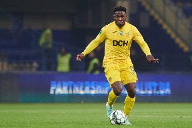 KHARKIV, UKRAINE - 1 Ekim 2021 Brayan Riascos. Ukraynalı PFL Metalist, Kremin 'e karşı.