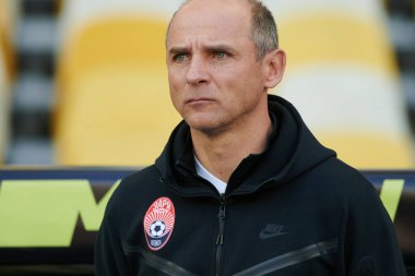 KYIV, UKRAINE - 15 Ekim 2021 Viktor Skripnik. UPL, FC Shakhtar Donetsk FC Zorya Luhansk 'a karşı