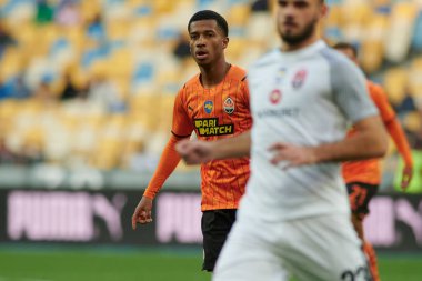 KYIV, UKRAINE - 15 Ekim 2021: Orta saha oyuncusu Marcos Antonio (8), UPL, FC Shakhtar Donetsk - FC Zorya Luhansk