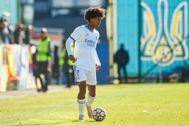 KYIV, UKRAINE - 19 Ekim 2021: UEFA Şampiyonlar Ligi U19 maçı FC Shakhtar Donetsk - FC Real Madrid