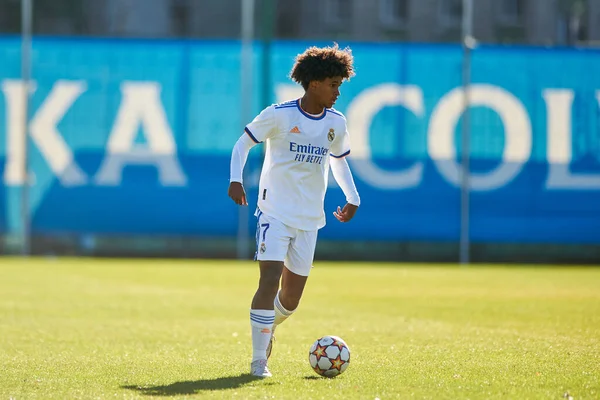 KYIV, UKRAINE - 19 Ekim 2021: UEFA Şampiyonlar Ligi U19 maçı FC Shakhtar Donetsk - FC Real Madrid