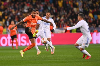KYIV, UKRAINE - 19 Ekim 2021: FC Shakhtar Donetsk ile FC Real Madrid arasındaki UEFA Şampiyonlar Ligi maçı