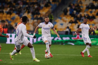 KYIV, UKRAINE - 19 Ekim 2021: Karim Benzema (yardımcı kaptan). UEFA Şampiyonlar Ligi karşılaşması FC Shakhtar Donetsk - FC Real Madrid