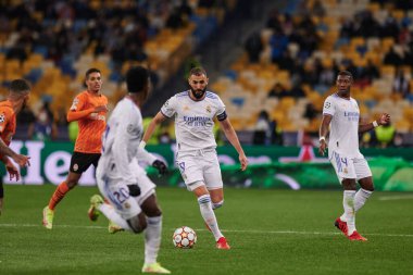 KYIV, UKRAINE - 19 Ekim 2021: Karim Benzema (yardımcı kaptan). UEFA Şampiyonlar Ligi karşılaşması FC Shakhtar Donetsk - FC Real Madrid