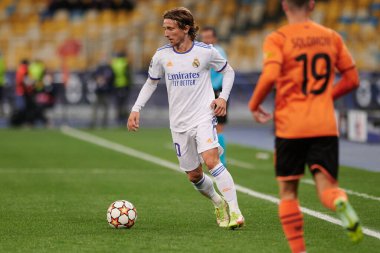 KYIV, UKRAINE - 19 Ekim 2021: Luka Modriç. UEFA Şampiyonlar Ligi karşılaşması FC Shakhtar Donetsk - FC Real Madrid