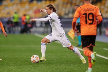 KYIV, UKRAINE - 19 Ekim 2021: Luka Modriç. UEFA Şampiyonlar Ligi karşılaşması FC Shakhtar Donetsk - FC Real Madrid