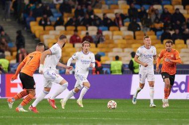KYIV, UKRAINE - 19 Ekim 2021: Luka Modriç. UEFA Şampiyonlar Ligi karşılaşması FC Shakhtar Donetsk - FC Real Madrid