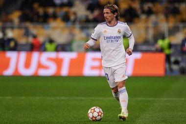 KYIV, UKRAINE - 19 Ekim 2021: Luka Modriç. UEFA Şampiyonlar Ligi karşılaşması FC Shakhtar Donetsk - FC Real Madrid